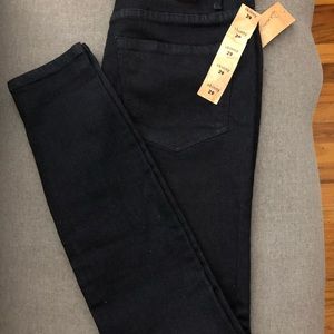 Rachel Roy Dark Blue skinny Jeans!
